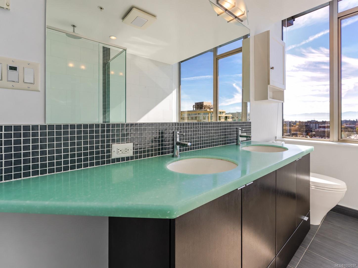 PH 1501-760 Johnson St — listing photo 14 of 37