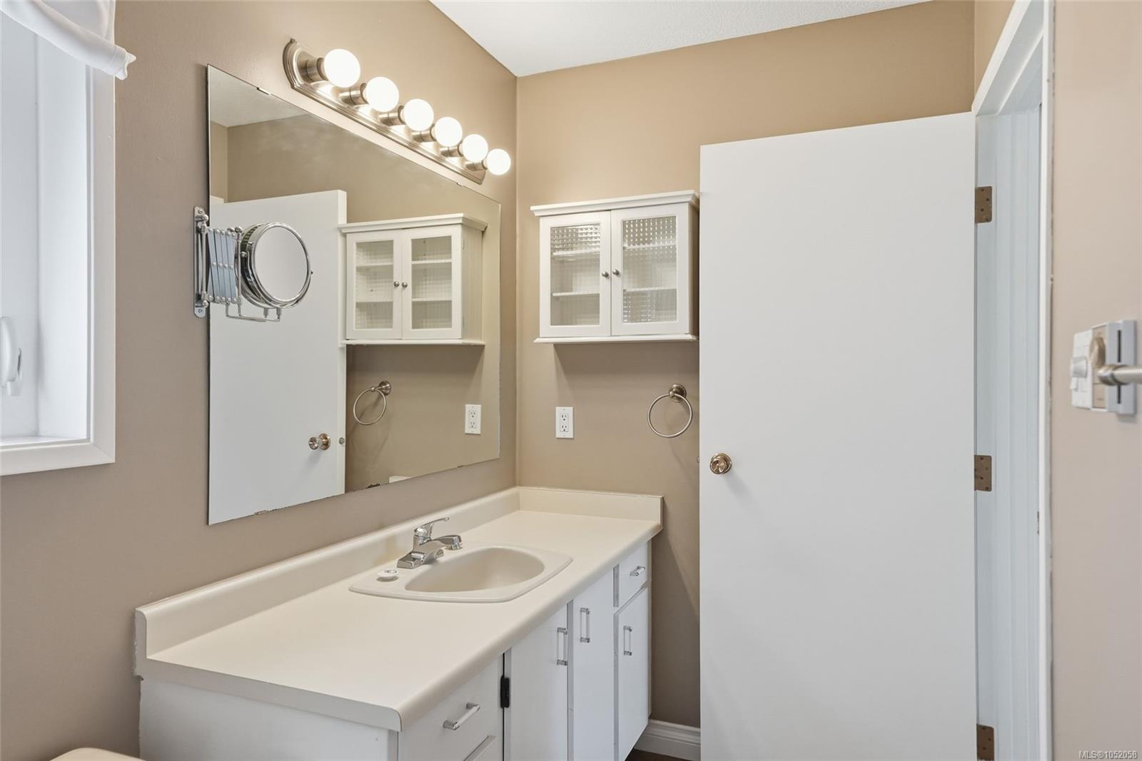 Photo 36