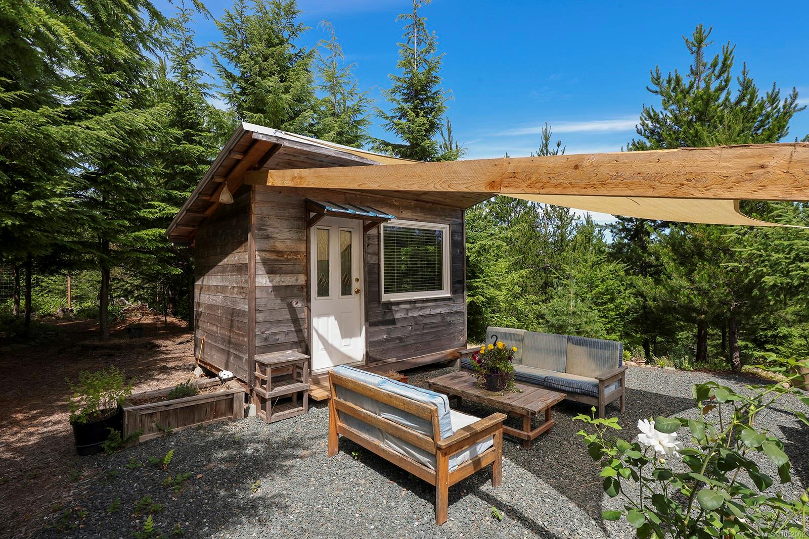 4150 Pinecrest Rd — listing photo 14 of 57