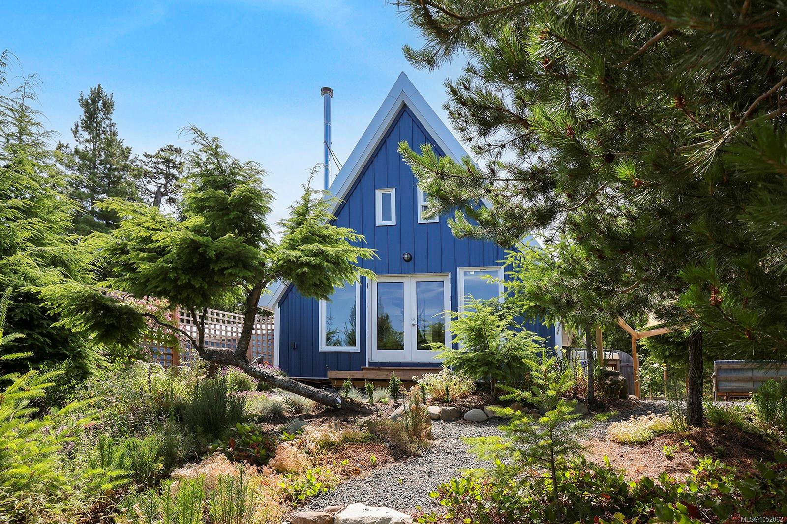 4150 Pinecrest Rd — listing photo 4 of 57