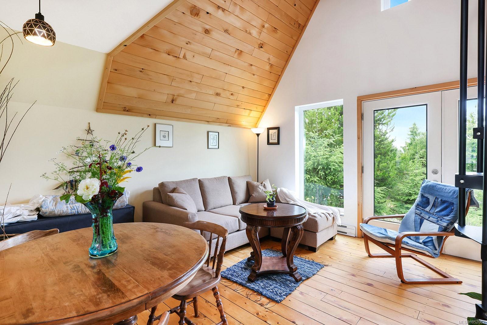 4150 Pinecrest Rd — listing photo 7 of 57
