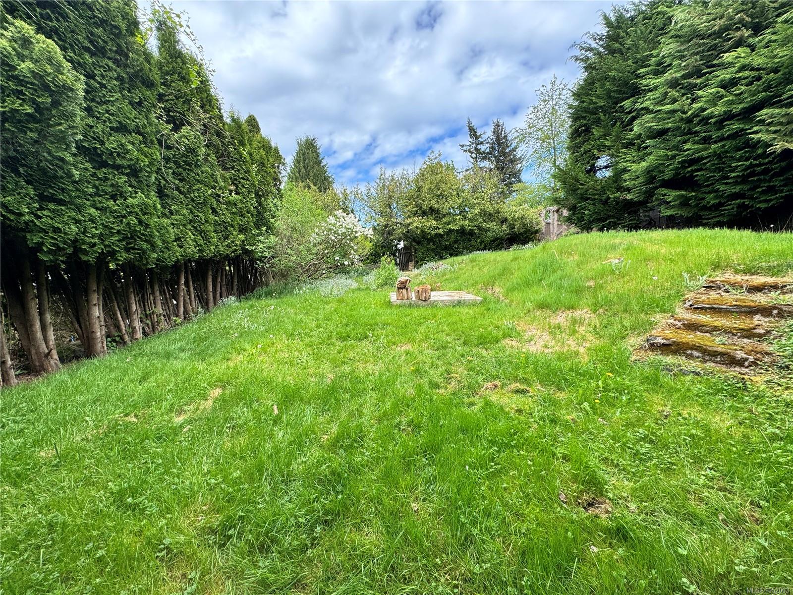 780 Westmere Rd — listing photo 11 of 13