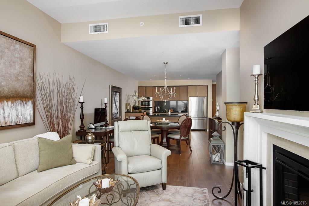905-100 Saghalie Rd — listing photo 8 of 25