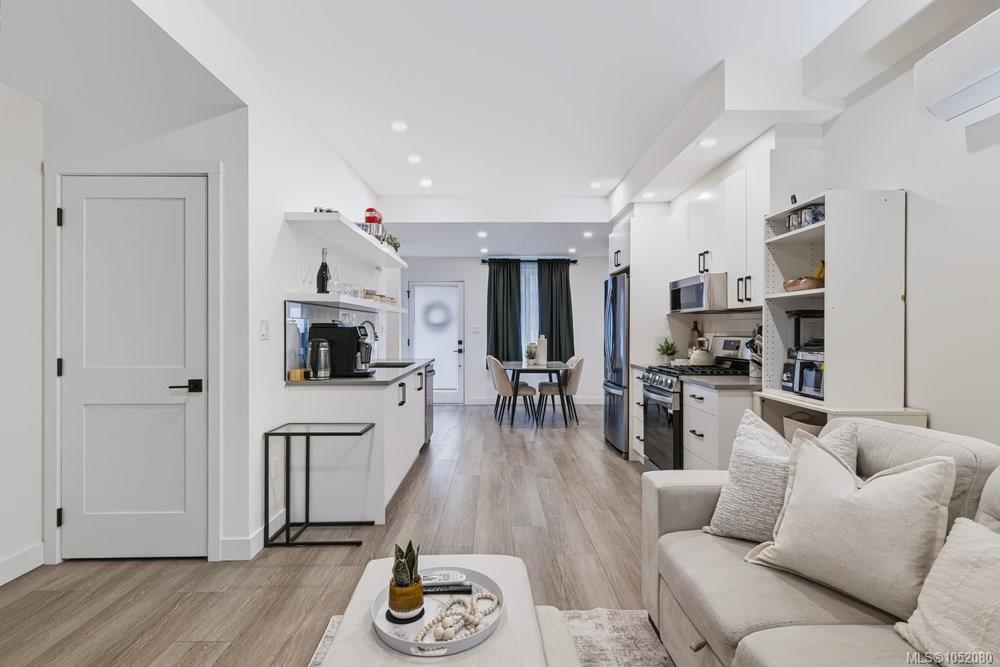 2831 Caster Pl — listing photo 11 of 30