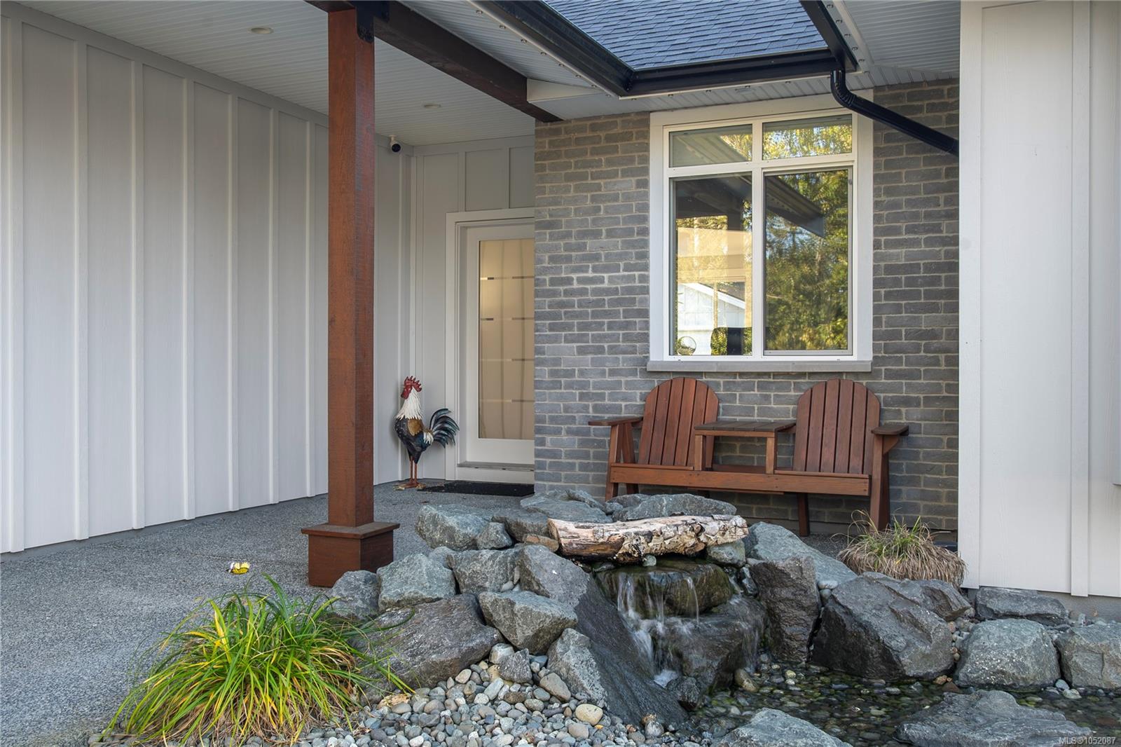 140 WALWORTH Rd — listing photo 7 of 42
