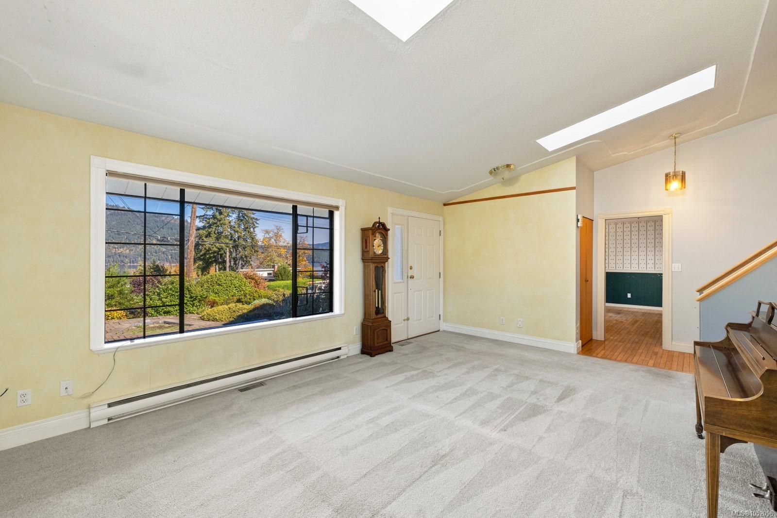 1750 Pritchard Rd — listing photo 7 of 37