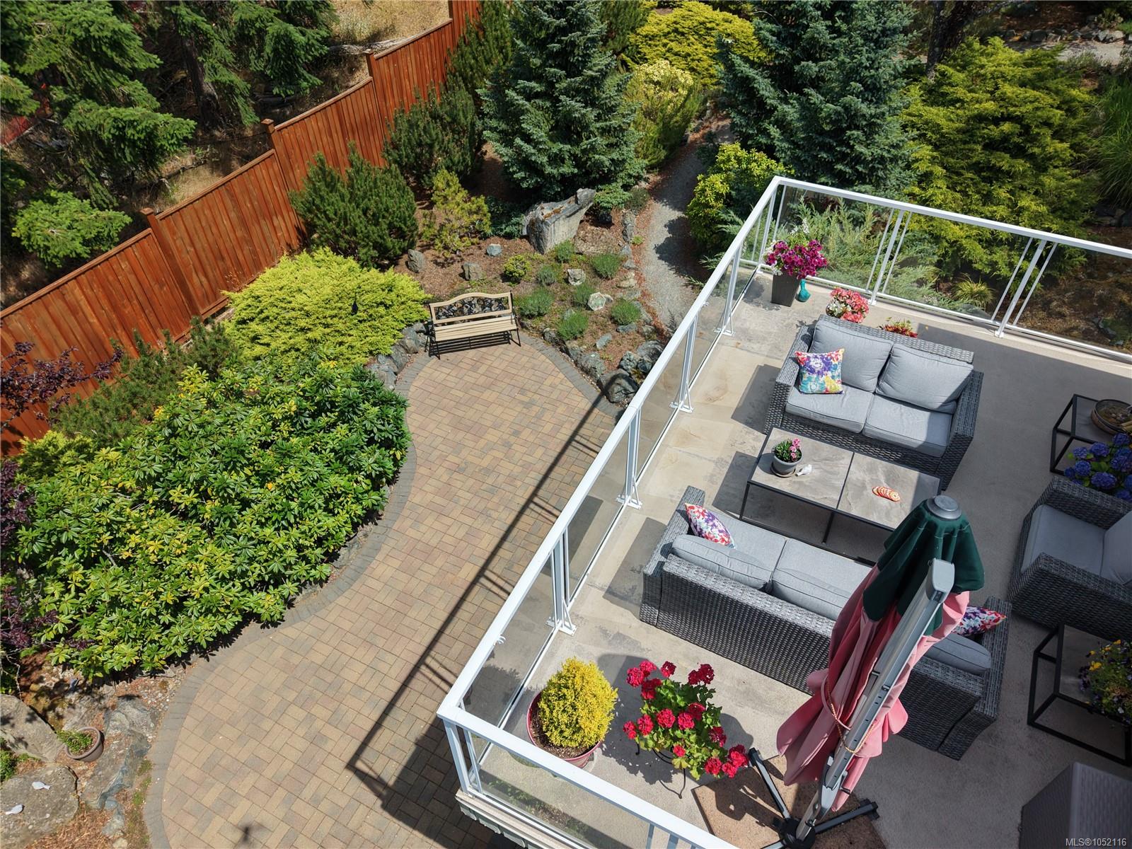 3255 Folkestone Dr — listing photo 11 of 37