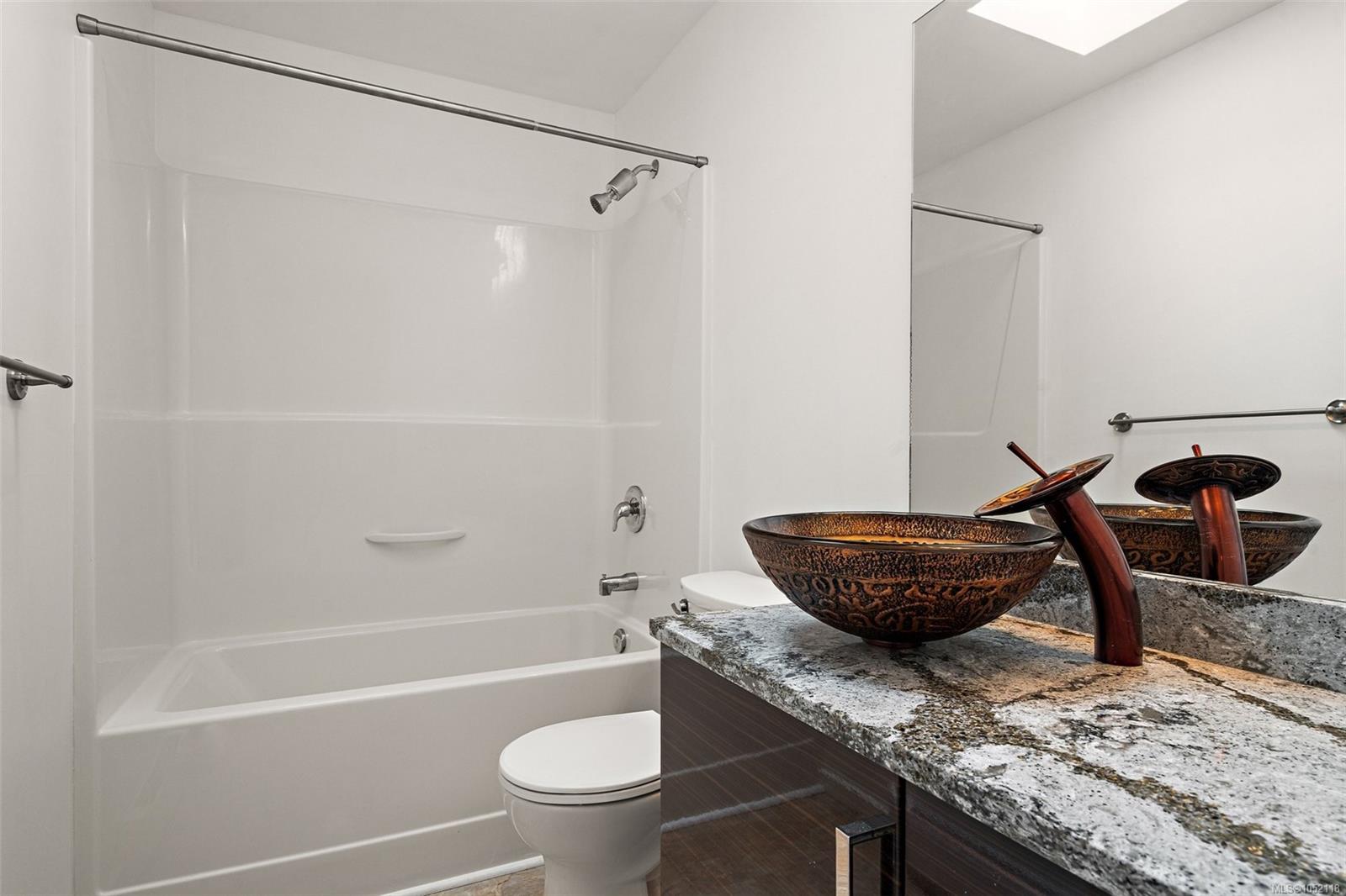 27-2740 Stautw Rd — listing photo 7 of 32