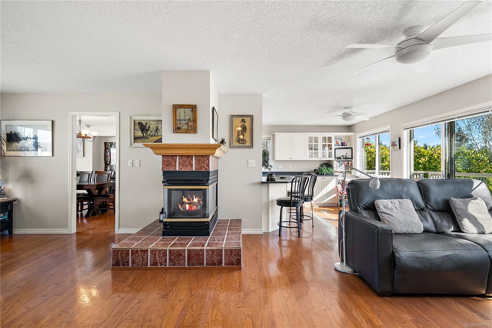 10347 Bowerbank Rd — listing photo 12 of 28