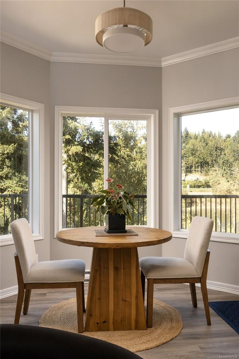 10965 Marti Lane — listing photo 8 of 48