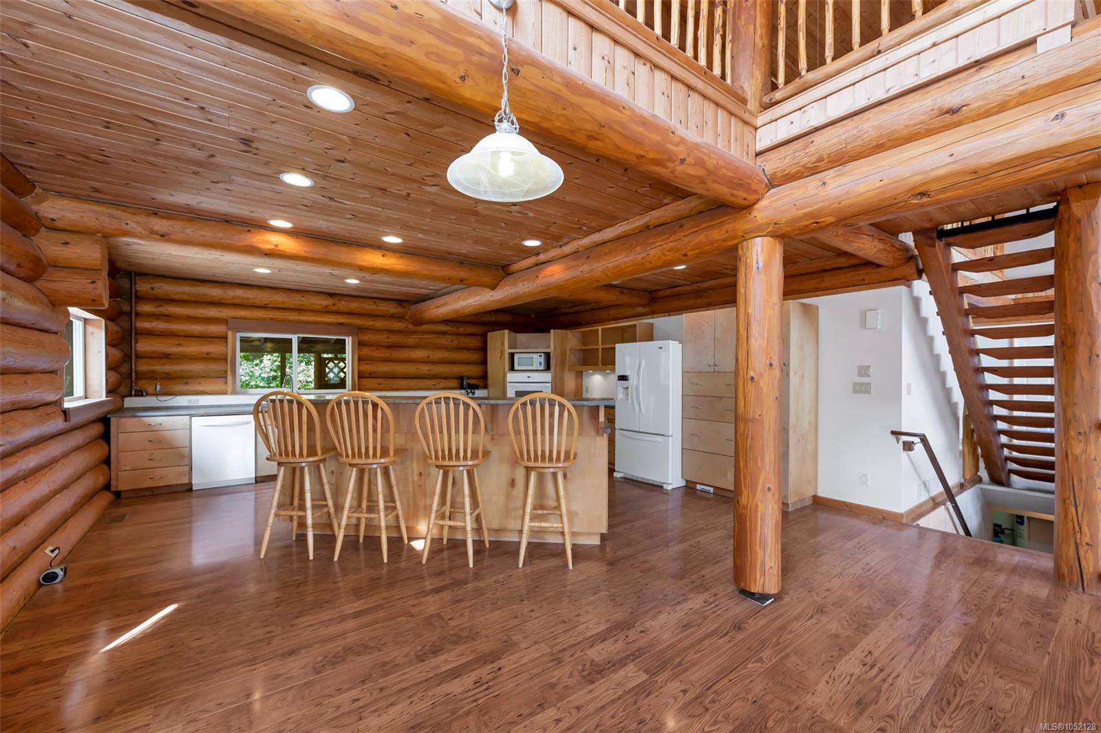 50-8631 South Shore Rd — listing photo 12 of 72