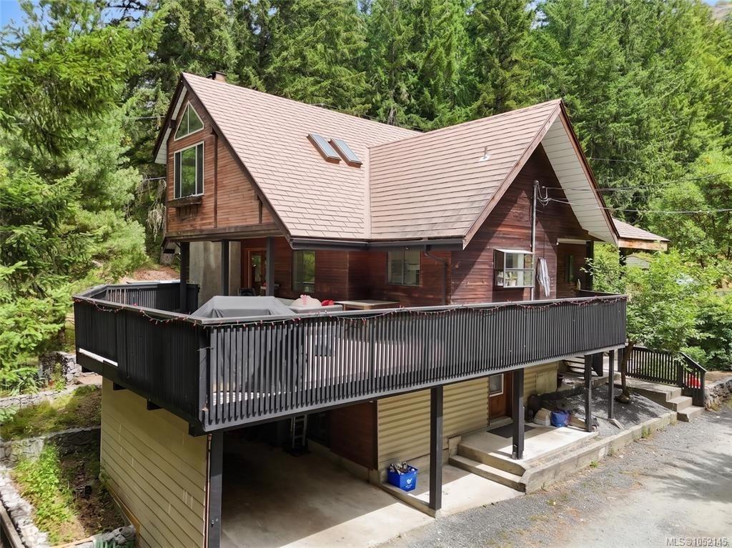 2099 Shawnigan Lake Rd — listing photo 4 of 57