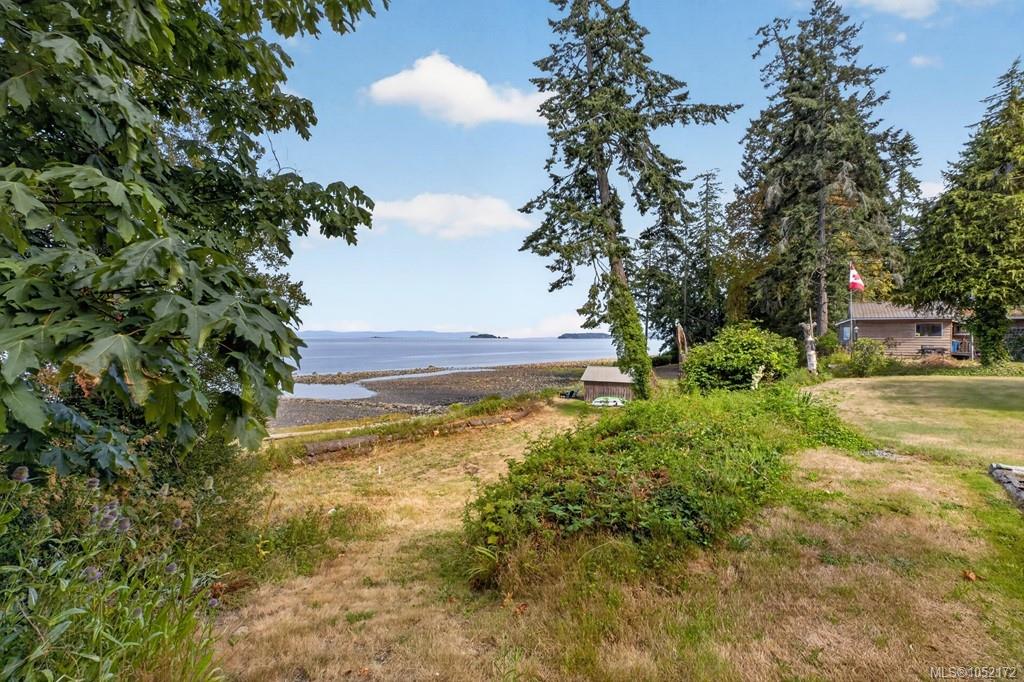 SL B-4472 Island Hwy — listing photo 7 of 17