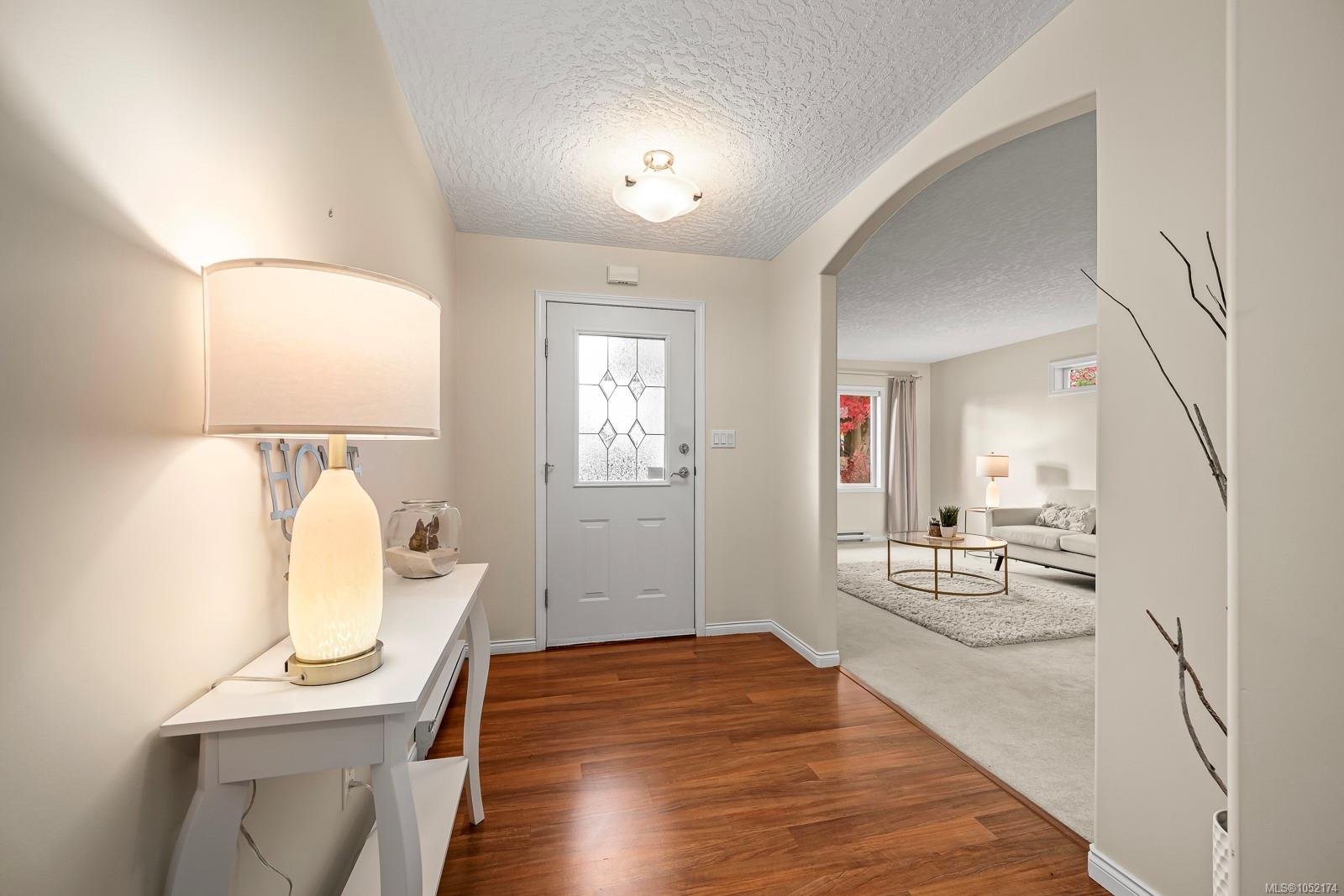 525 Church St — listing photo 5 of 42