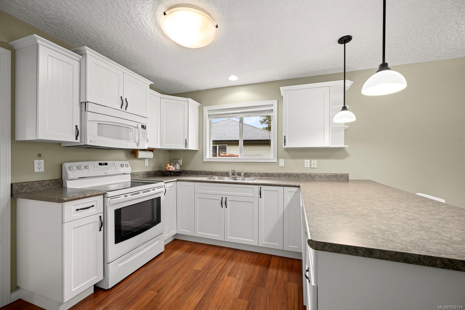 525 Church St — listing photo 9 of 42