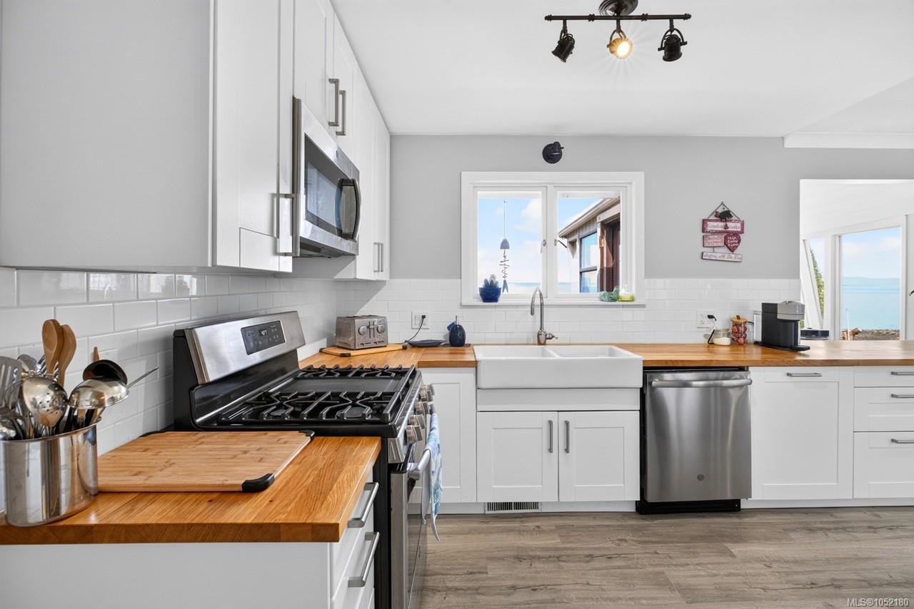 SL A-4472 Island Hwy — listing photo 12 of 30