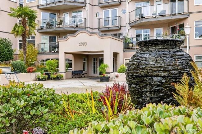 1083 Tillicum Rd, Esquimalt