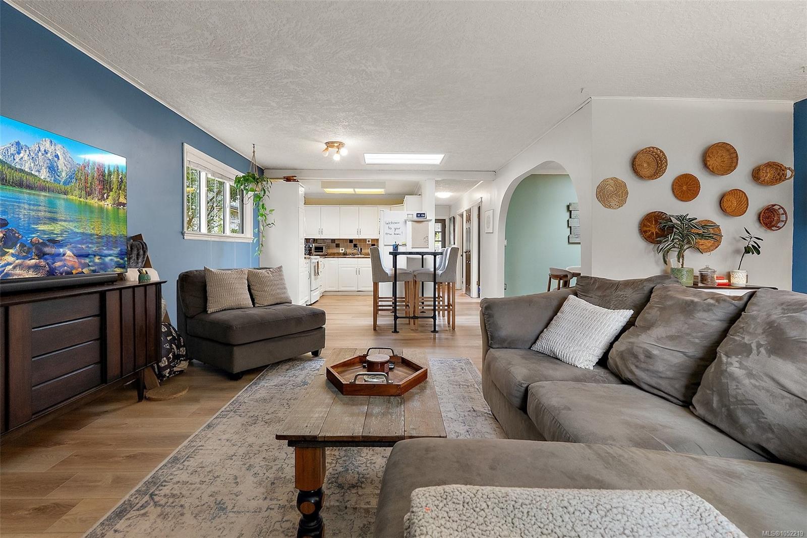 9671 Sixth St — listing photo 9 of 36
