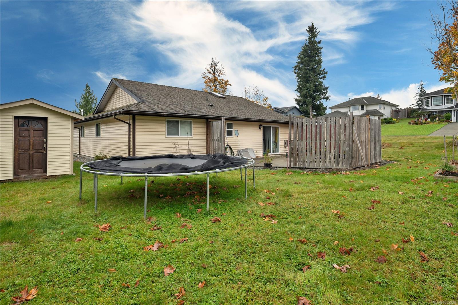 1894 Whistler Way — listing photo 7 of 31