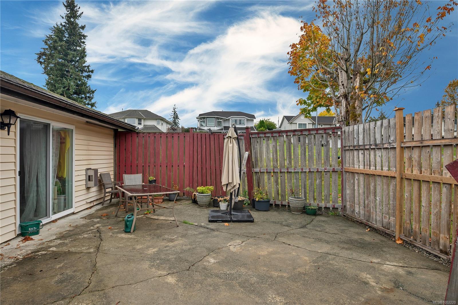 1894 Whistler Way — listing photo 9 of 31