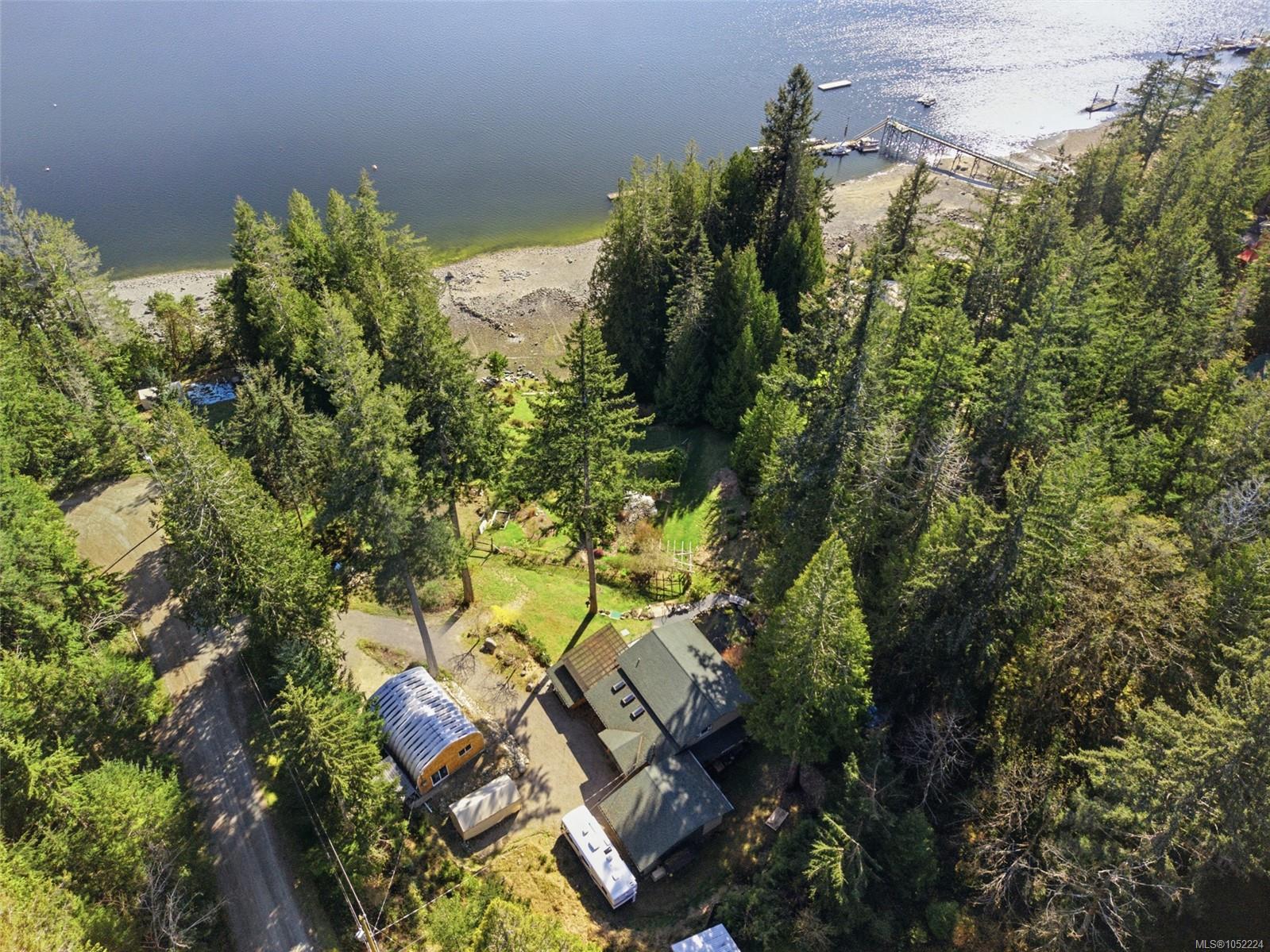1361 Bodington Rd — listing photo 4 of 97