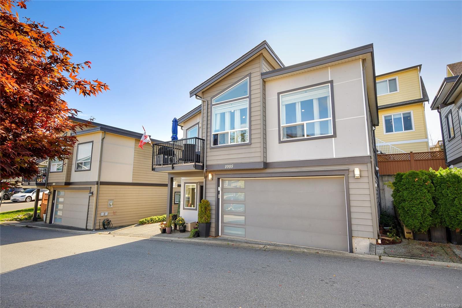1005 Boeing Close, Langford