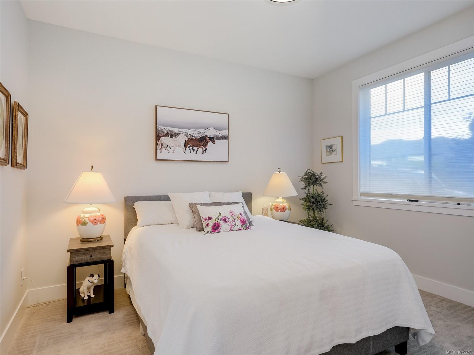 1307 Champions Crt — listing photo 13 of 40