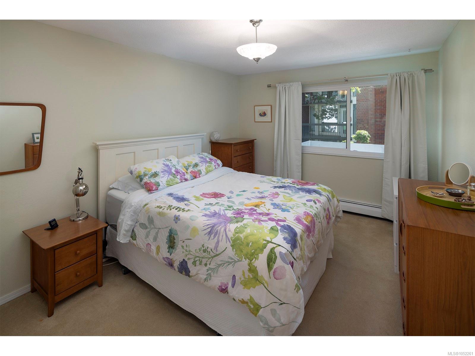 307-2095 Oak Bay Ave — listing photo 12 of 31