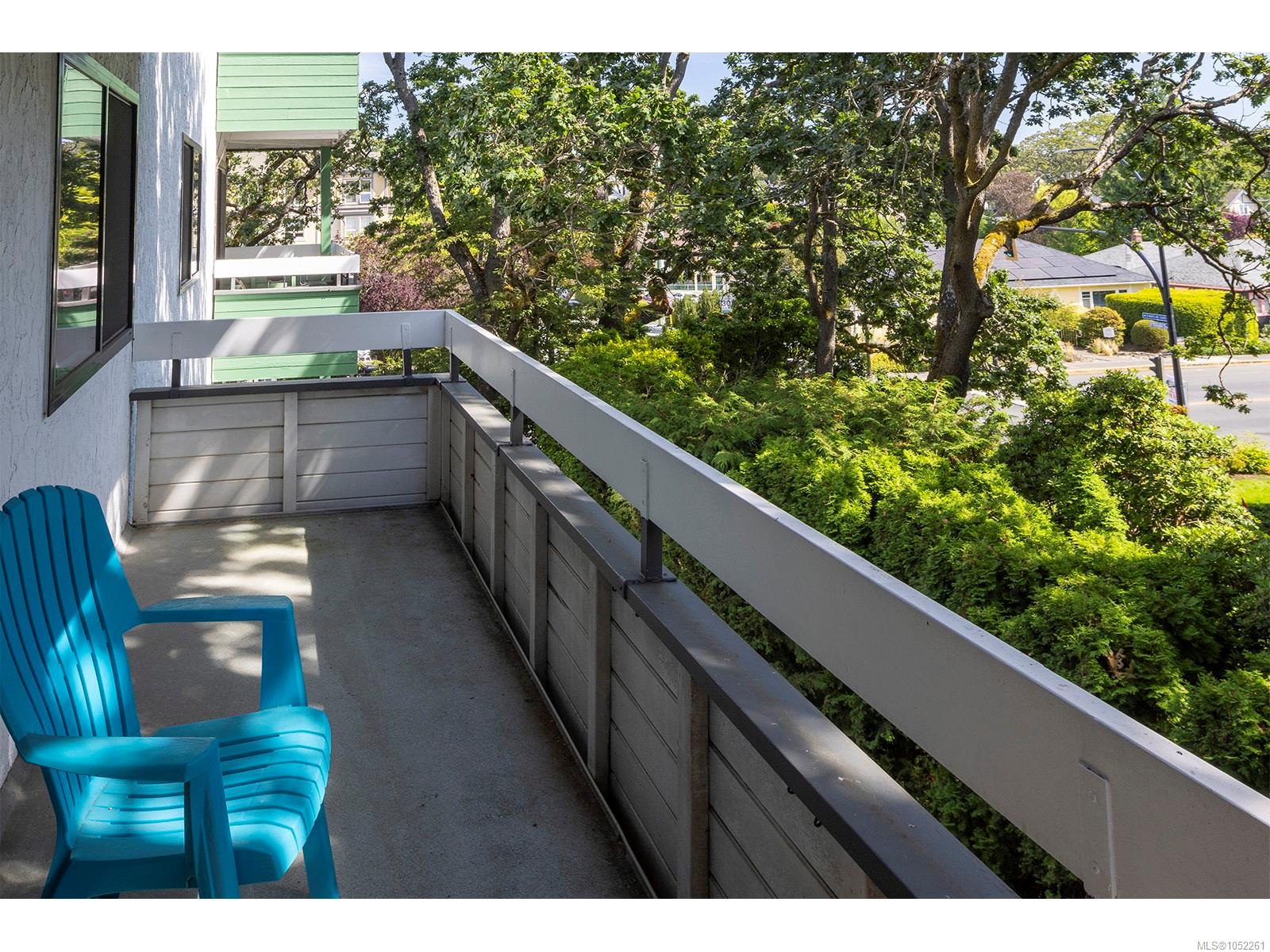 307-2095 Oak Bay Ave — listing photo 7 of 31