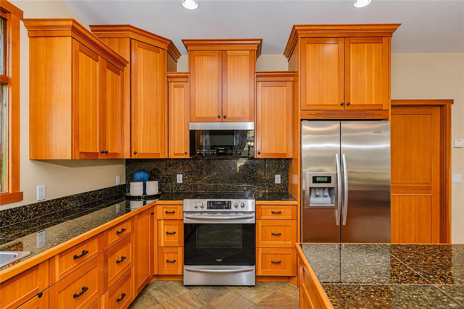 123 Murrelet Pl — listing photo 13 of 46