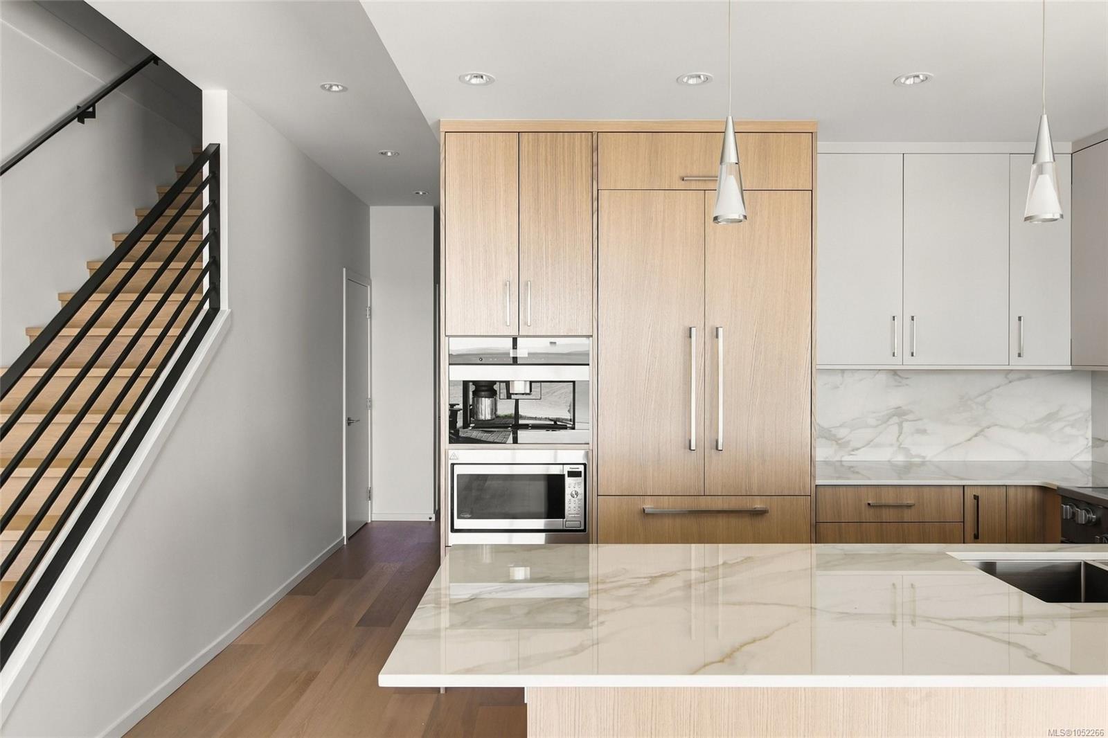 2-2525 Rothesay Ave — listing photo 11 of 39