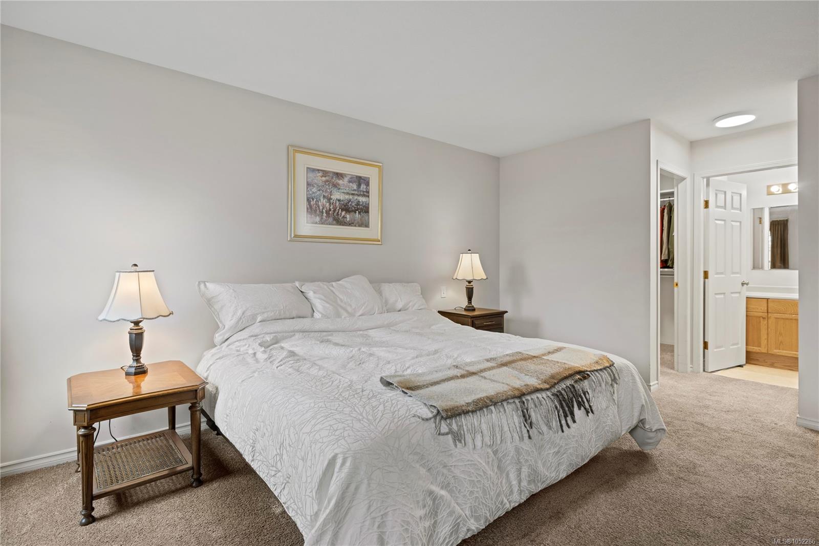 113-240 Stanford Ave — listing photo 7 of 39