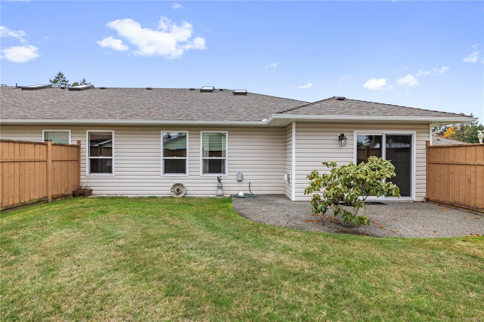 113-240 Stanford Ave — listing photo 9 of 39