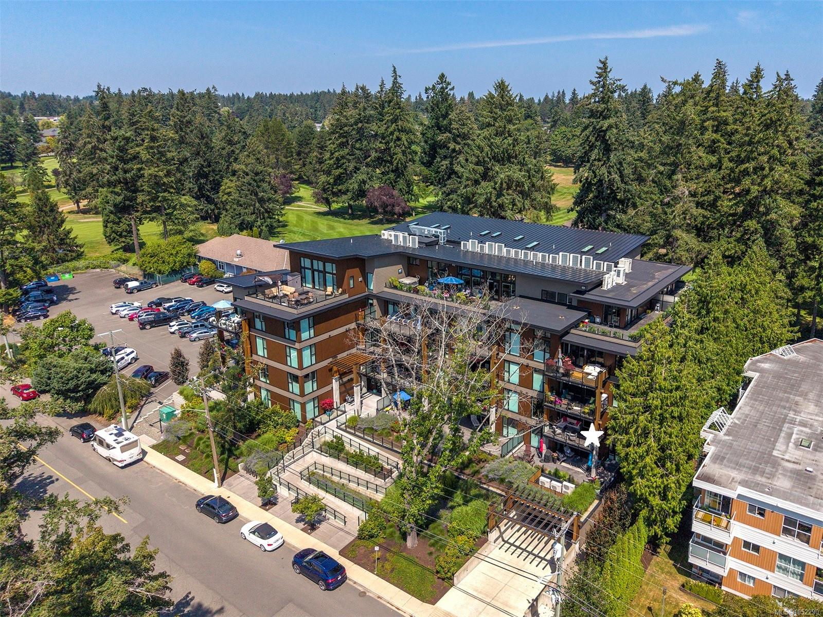 208-1700 Balmoral Ave — listing photo 14 of 37