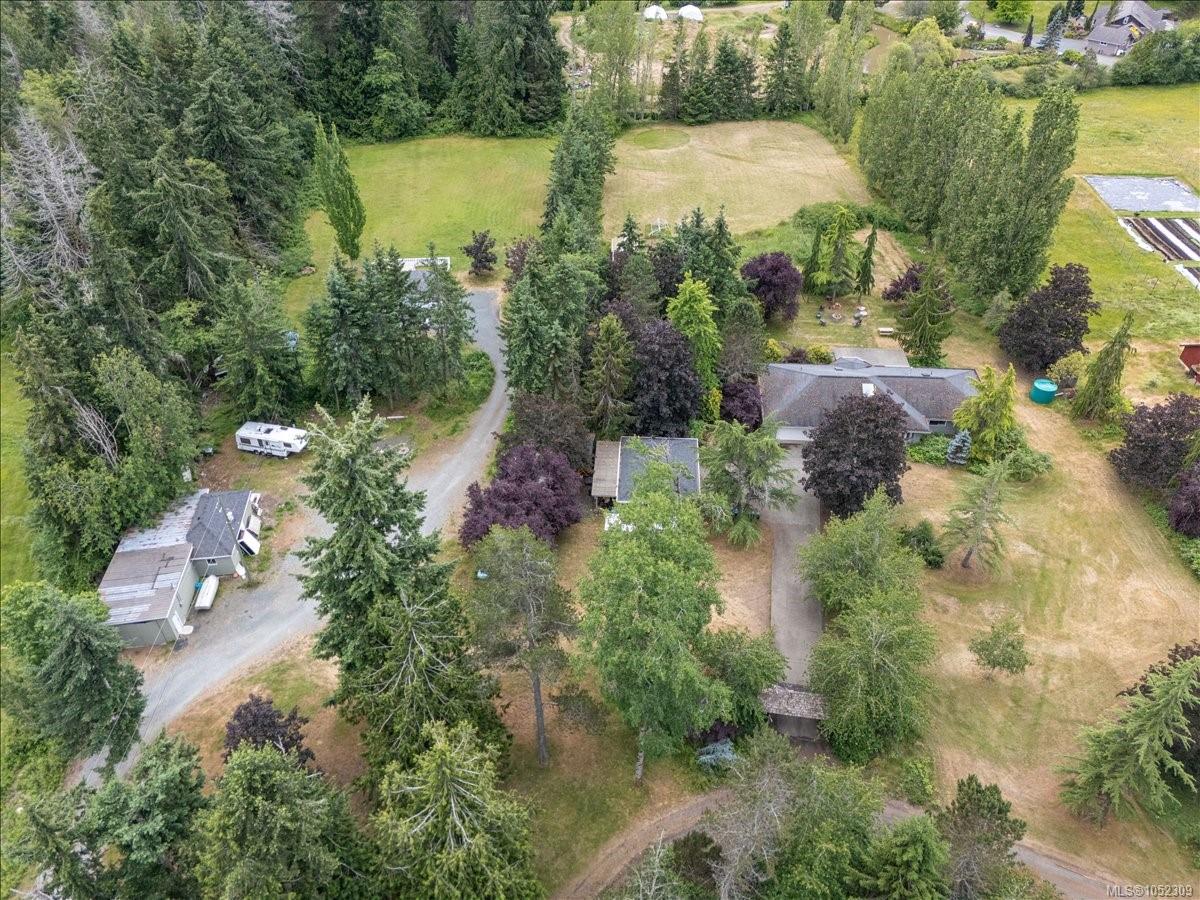 880 Garden Rd — listing photo 4 of 79