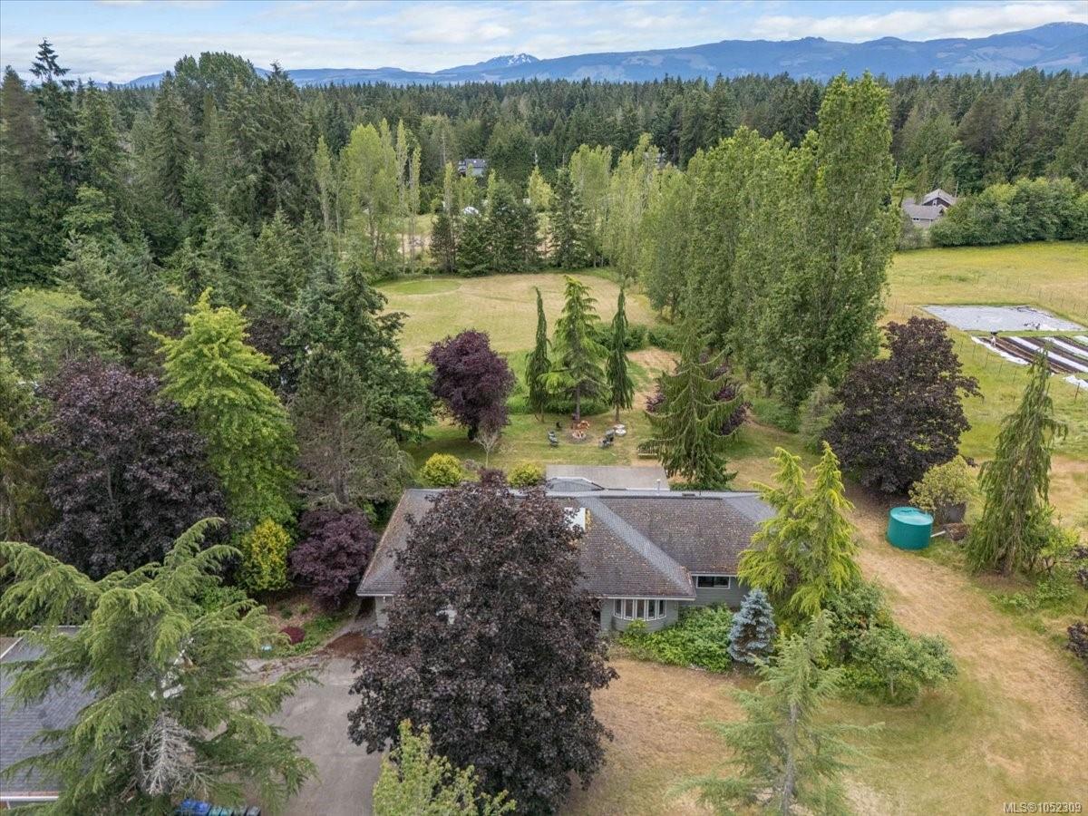 880 Garden Rd — listing photo 5 of 79
