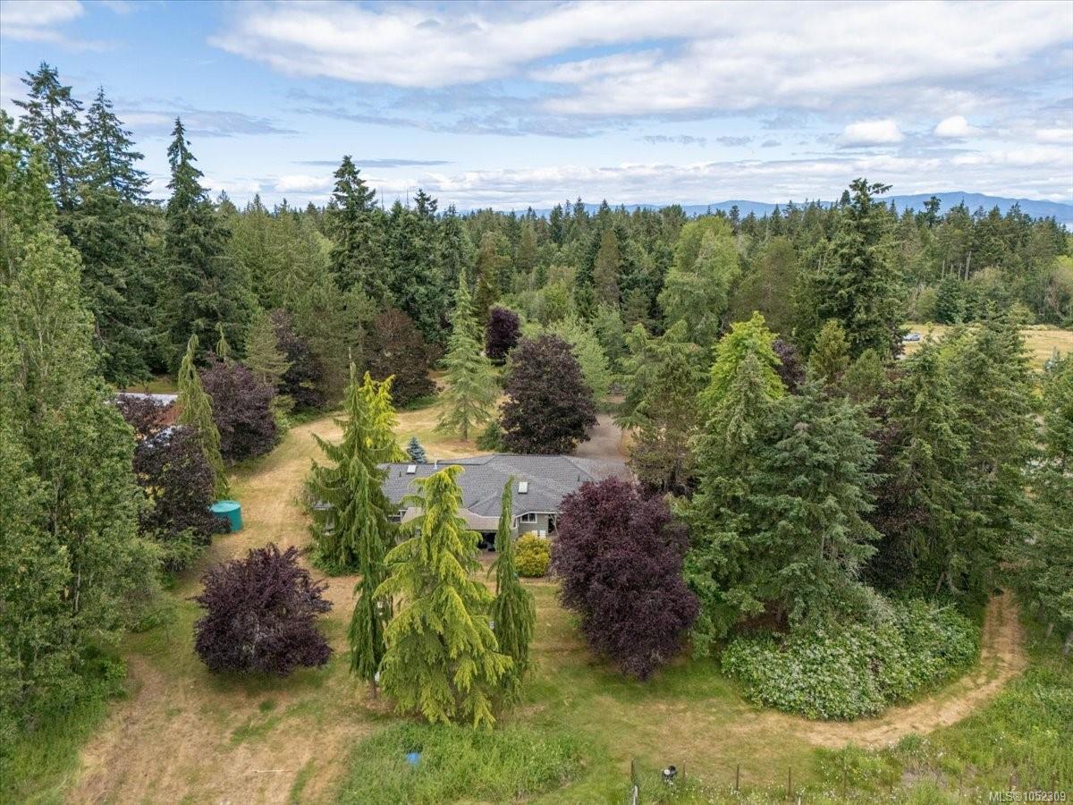 880 Garden Rd — listing photo 6 of 79