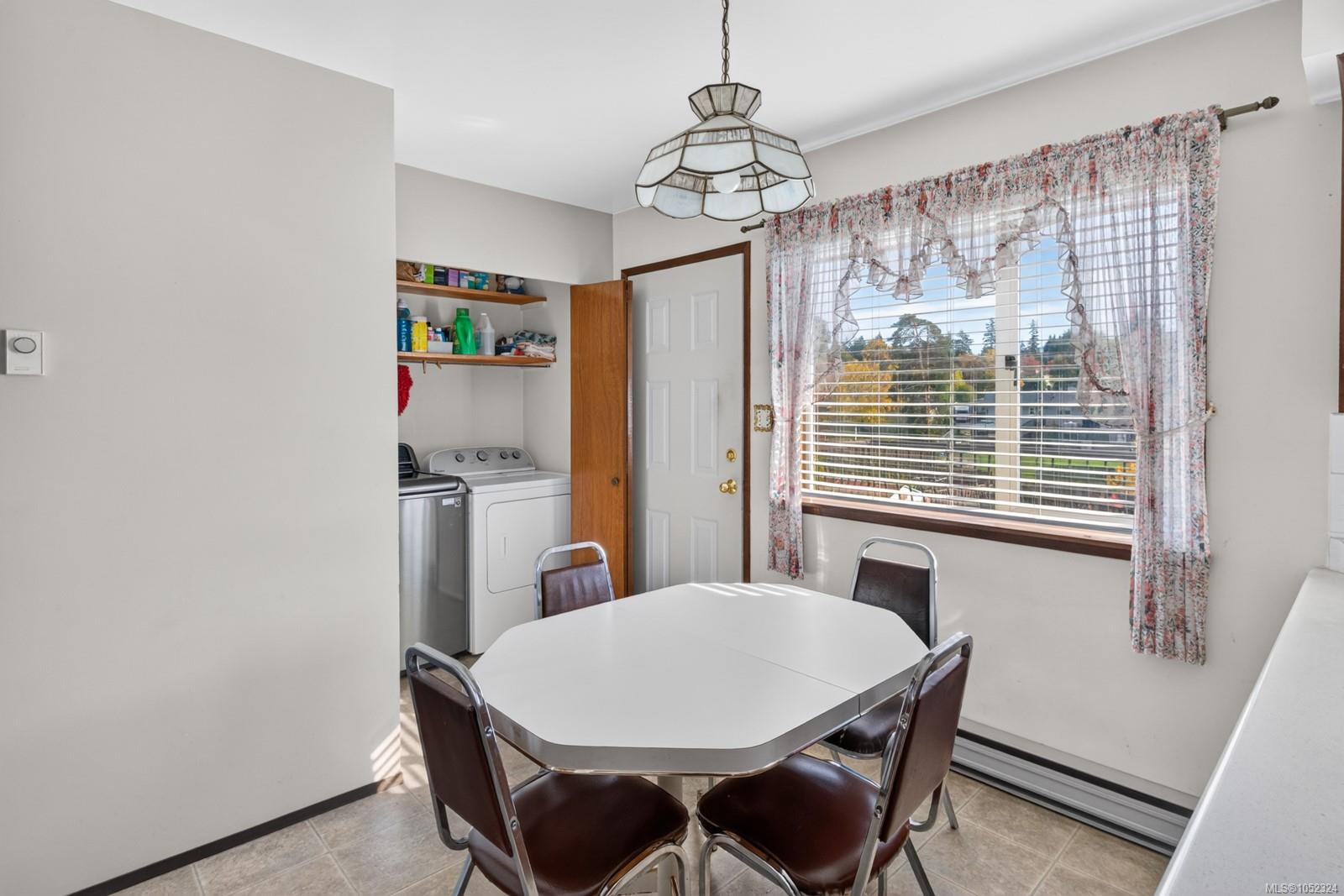 6043 Trillium Way — listing photo 8 of 41