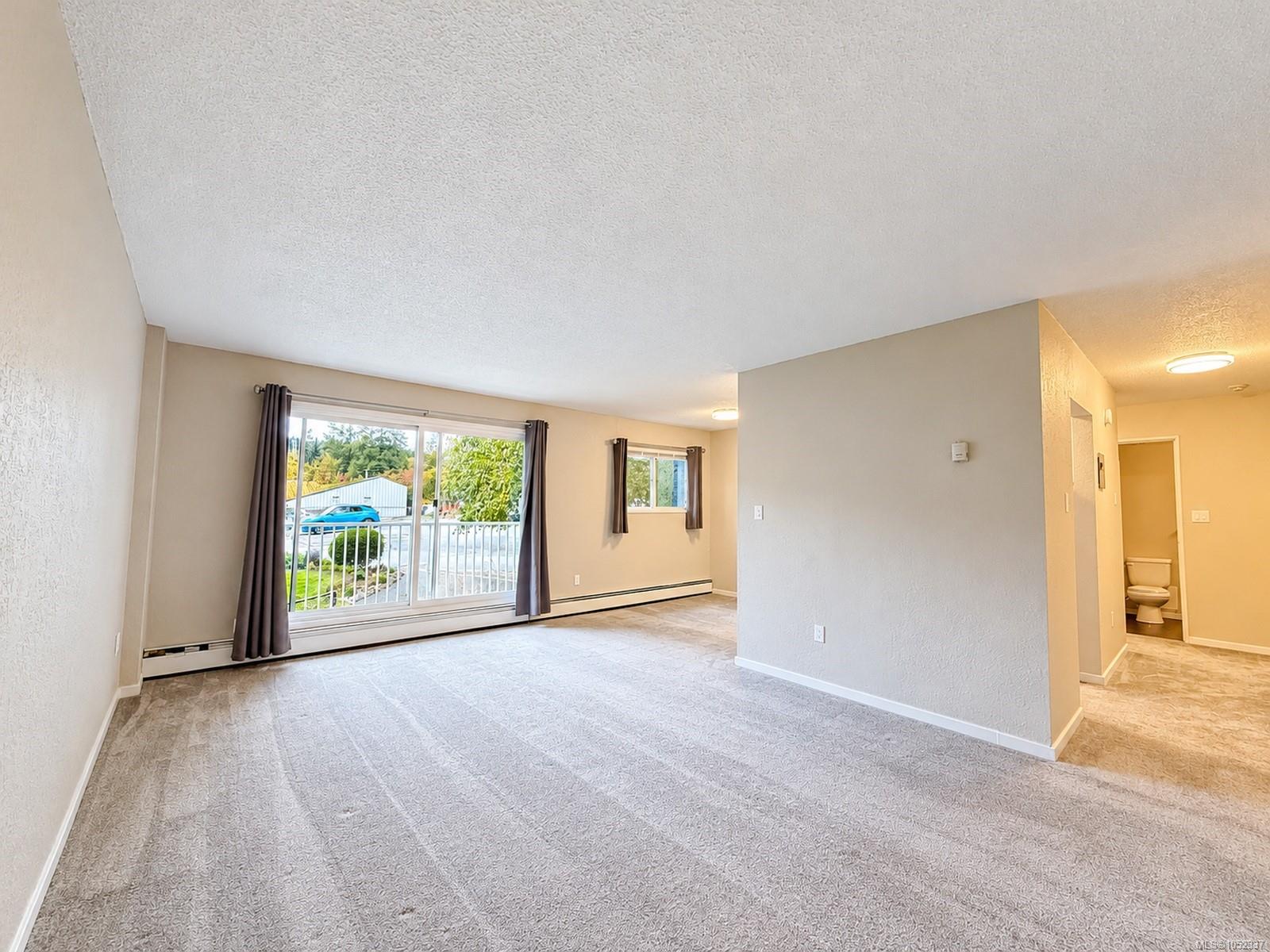 204-3040 Pine St — listing photo 5 of 17