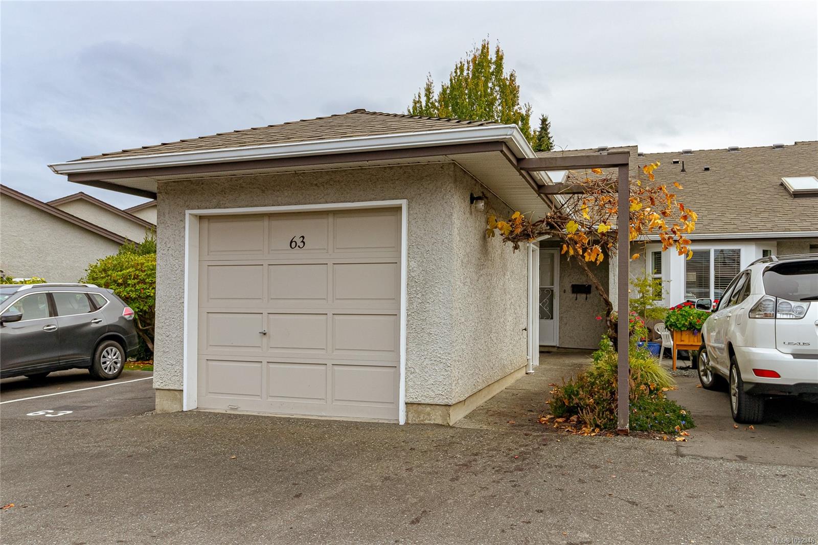 63 2070 Amelia Ave, Sidney