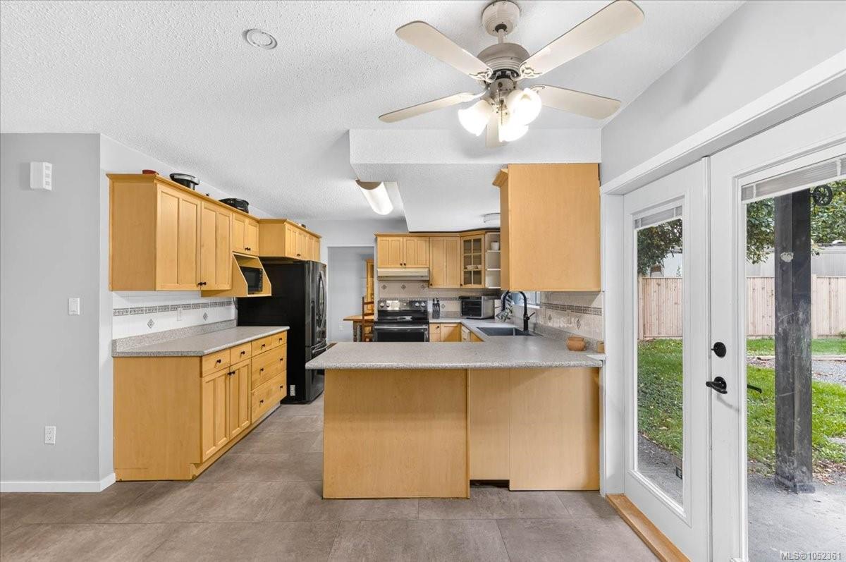 5536 Falls St — listing photo 14 of 56