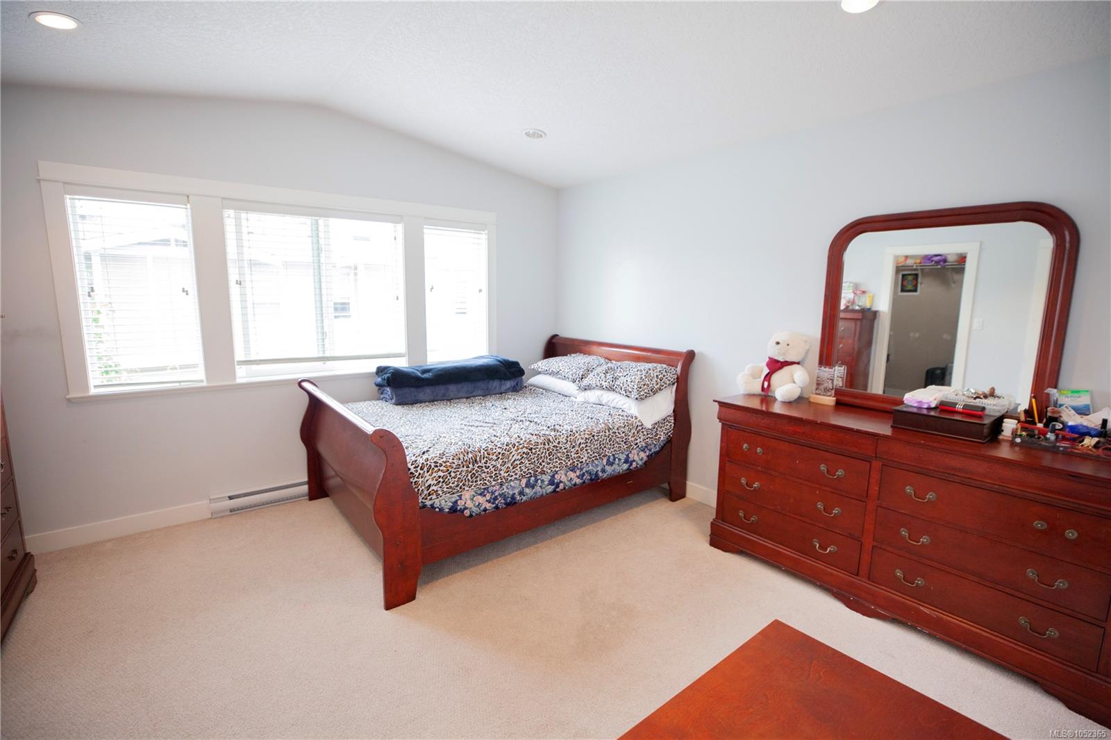 107-2889 Carlow Rd — listing photo 14 of 48
