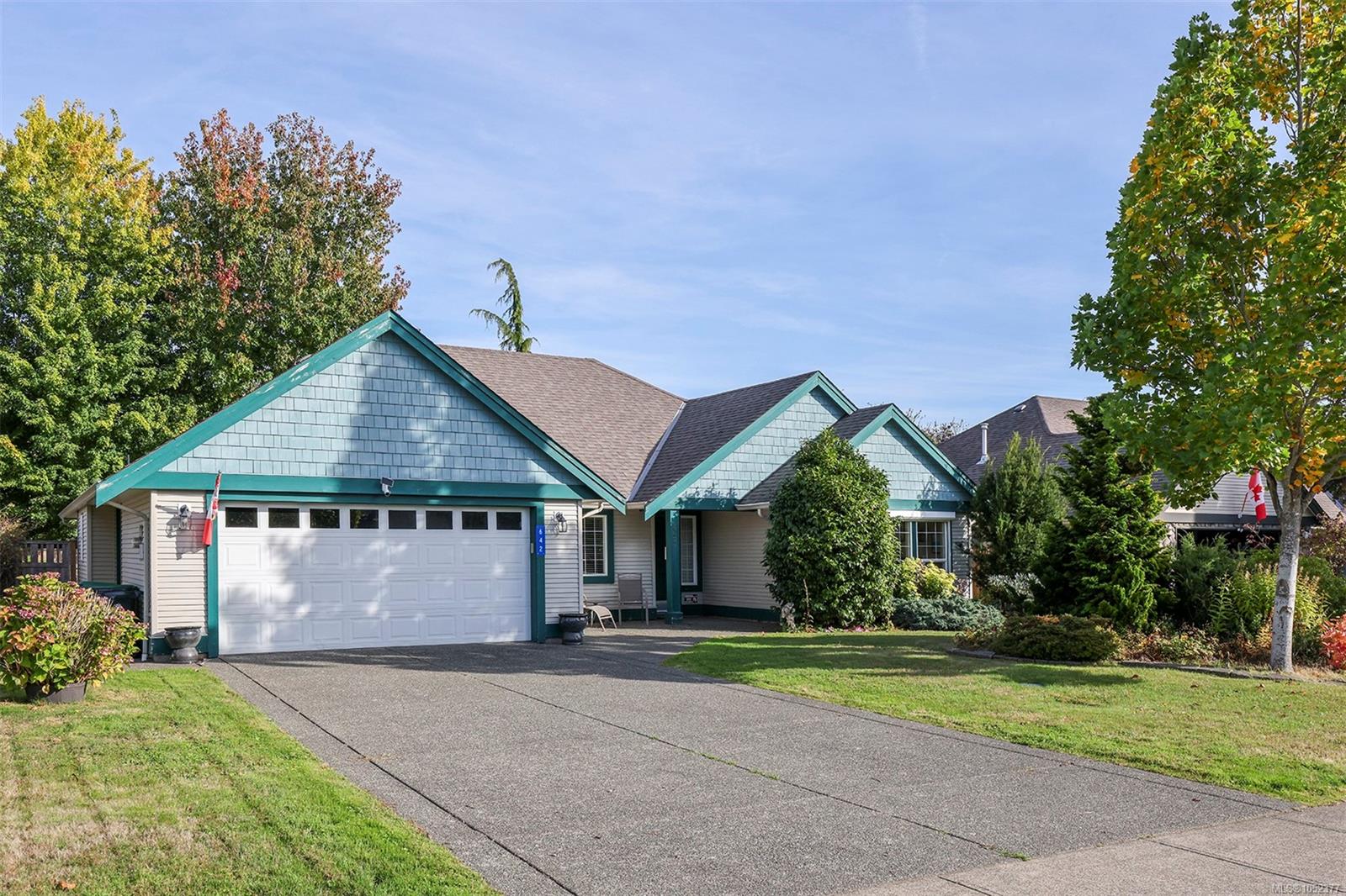 642 Olympic Dr — listing photo 2 of 27
