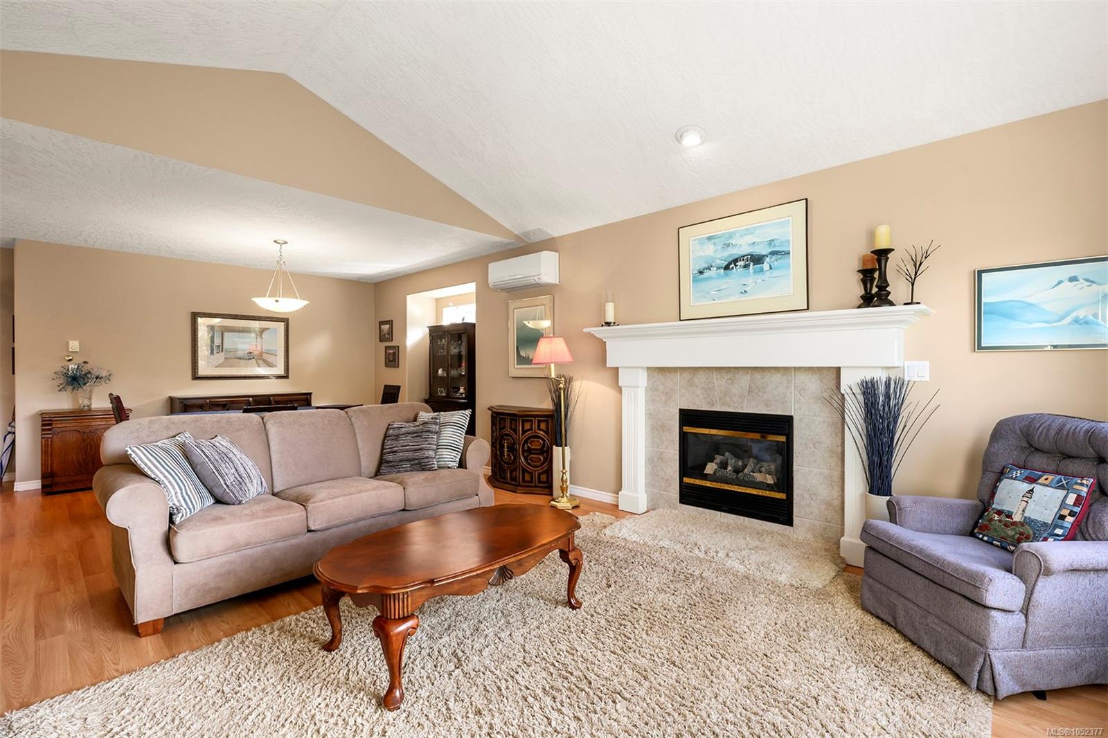 642 Olympic Dr — listing photo 13 of 27