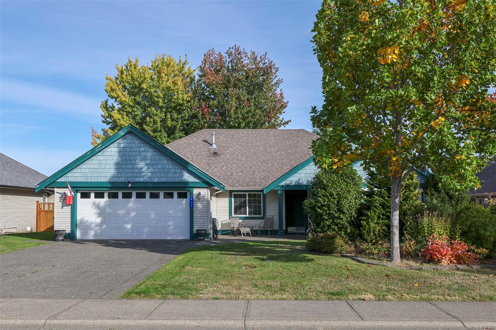 642 Olympic Dr — listing photo 10 of 27