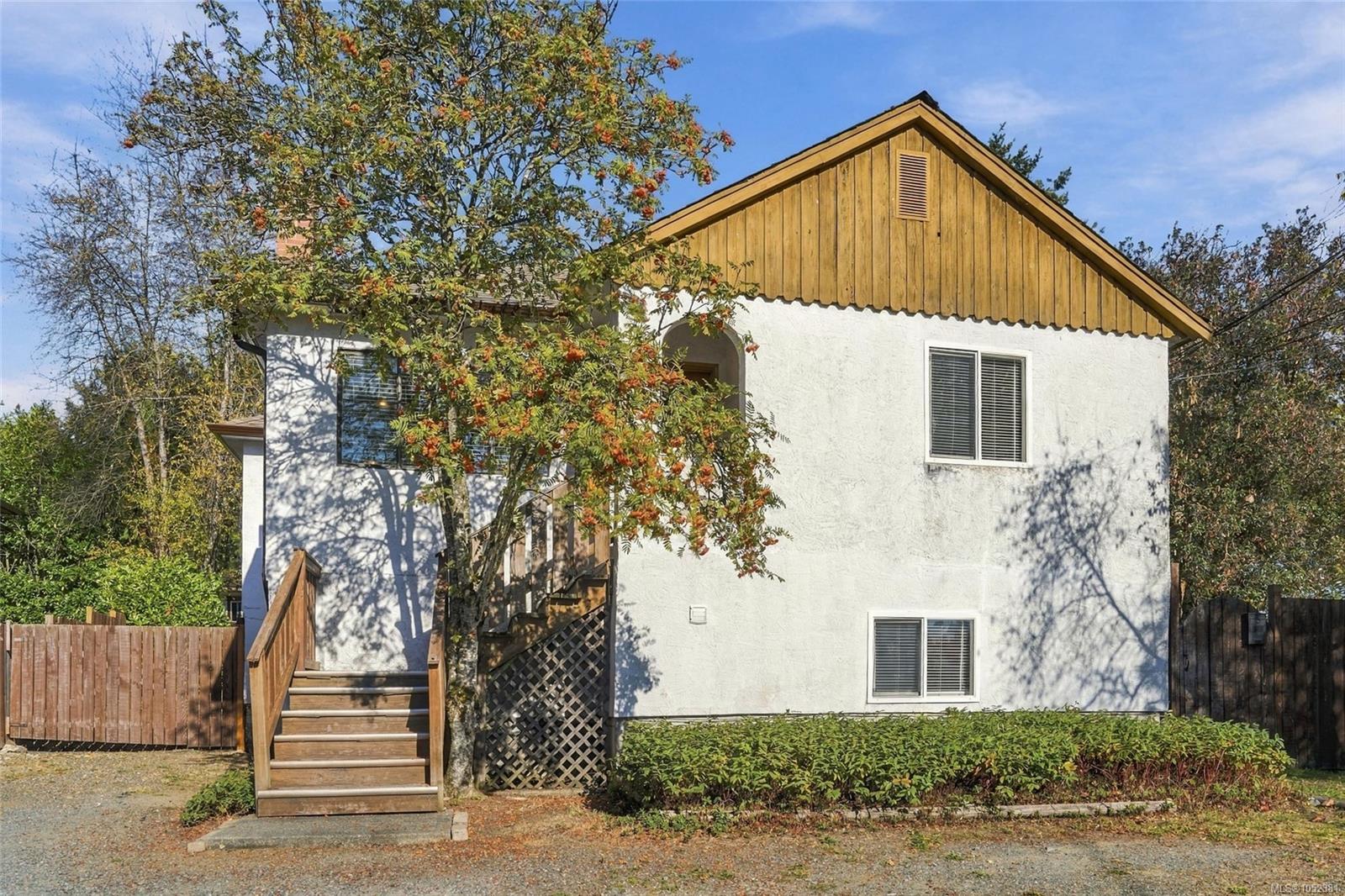 660 Townsite Rd — listing photo 6 of 40