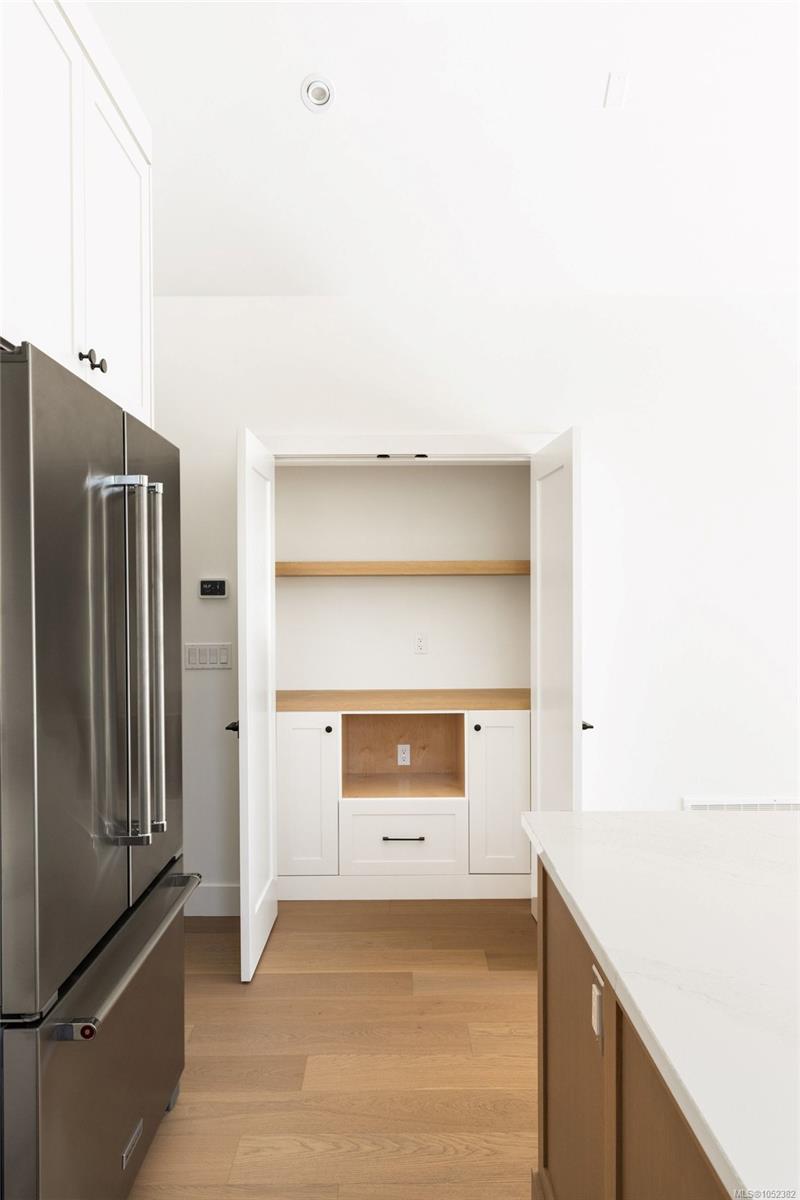 10011 Chicory Pl — listing photo 9 of 32