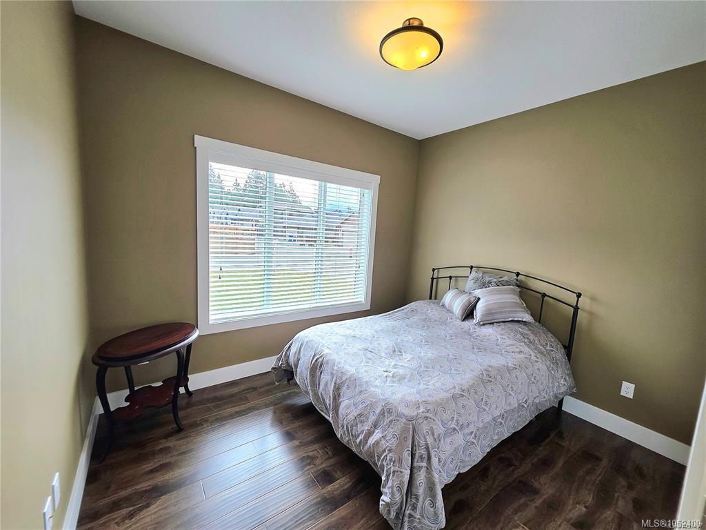 10-5450 Tomswood Rd — listing photo 13 of 20