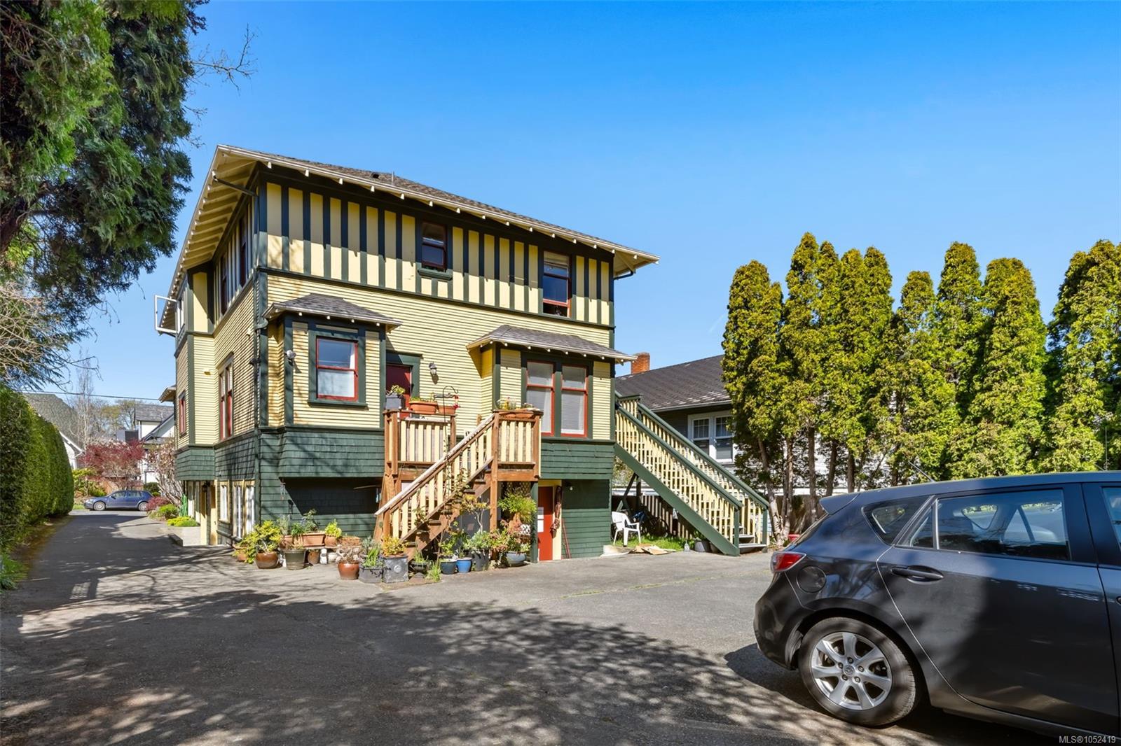 123 Cambridge St — listing photo 4 of 19