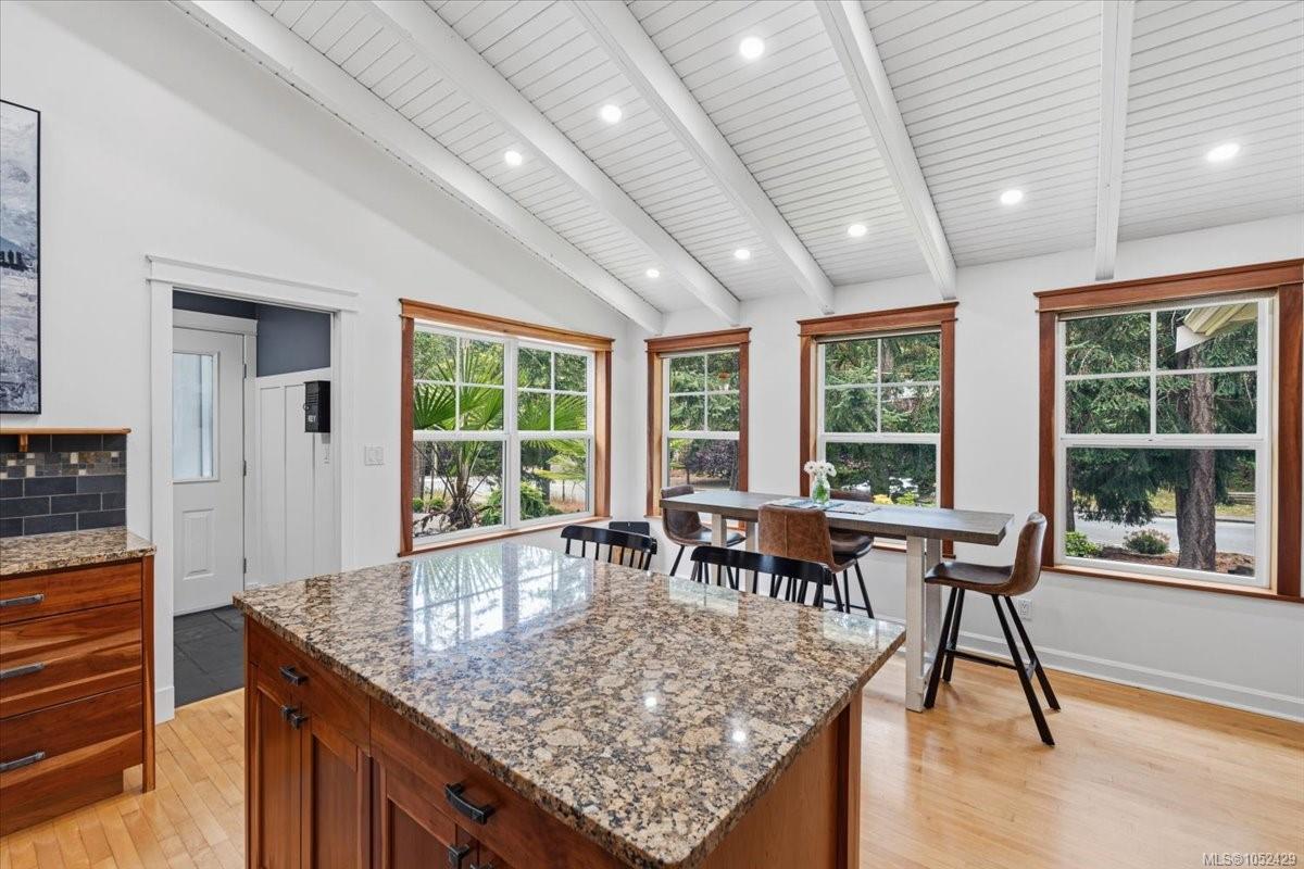 3341 Schooner Cove Dr — listing photo 10 of 77